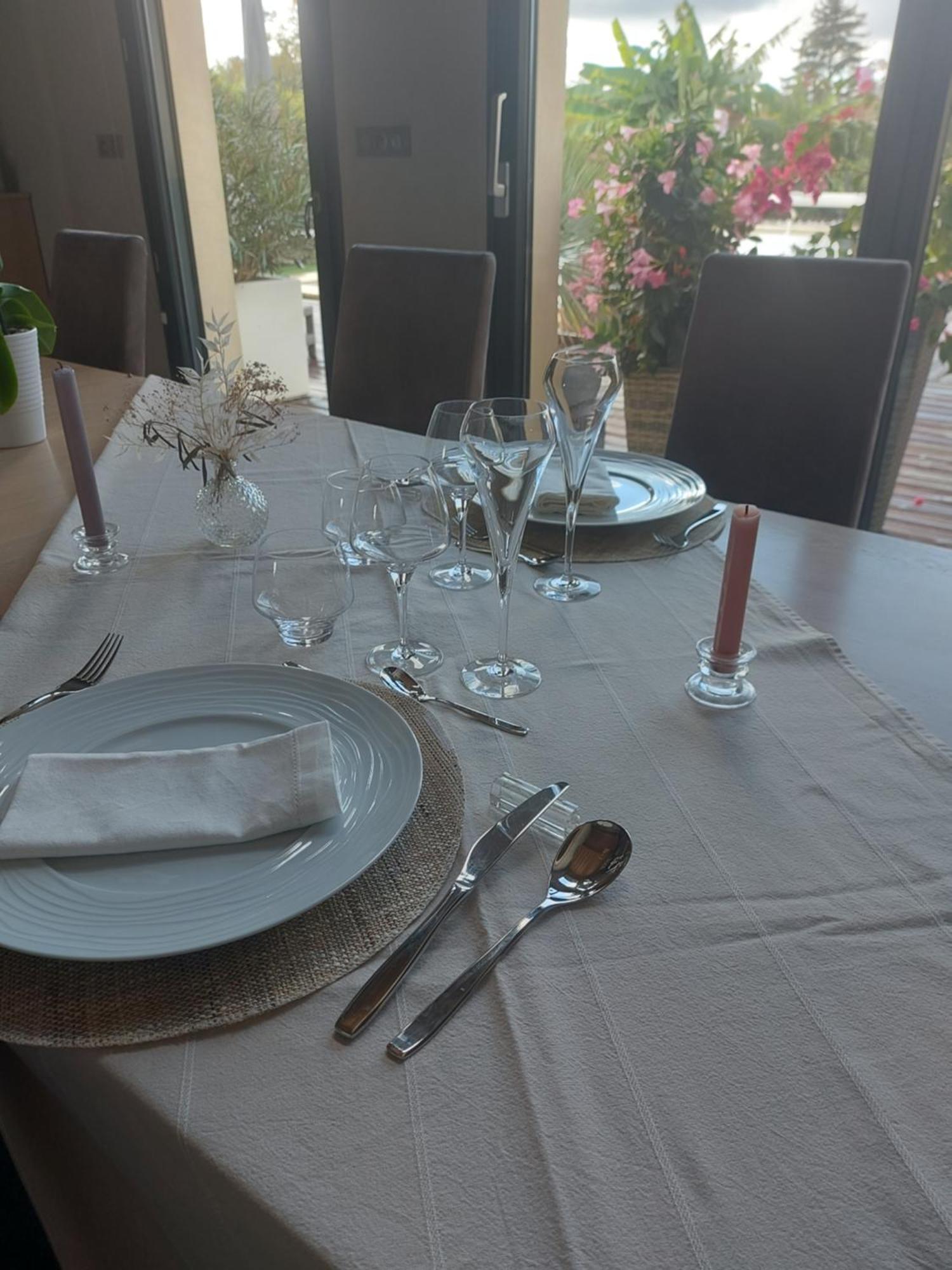 Ome Sweet Home Laubressel Luaran gambar
